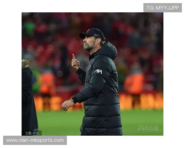 克洛普战术革新引领球队崛起：从防守反击到控球主导的华丽蜕变