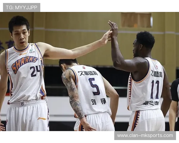 艾萨克防守精英展现非凡实力，助力球队锁定胜局